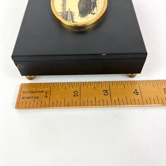 Vintage Barlow Loon Duck Scrimshaw Style Etching Medallion on Black Metal Box - Picture 7 of 8